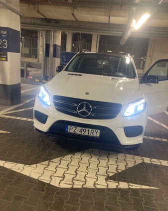 Mercedes-Benz GLE cena 166000 przebieg: 212600, rok produkcji 2015 z Kostrzyn małe 79